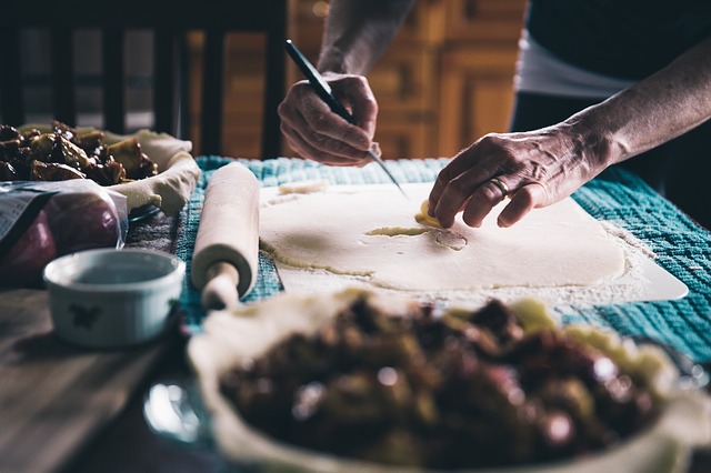Как быстро приготовить Мясной пирог
